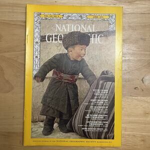 Vintage National Geographic April 1972 Caravan Poland Burros Weather Easter